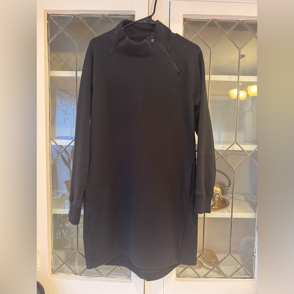 Athleta Cozy Karma Sweatshirt Dress Black (size medium, runs large)